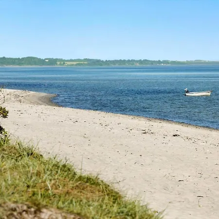 8841-glesborg-strandskadevej-14 * Glesborg